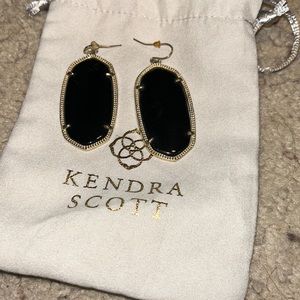 Kendra scott Danielle Earrings